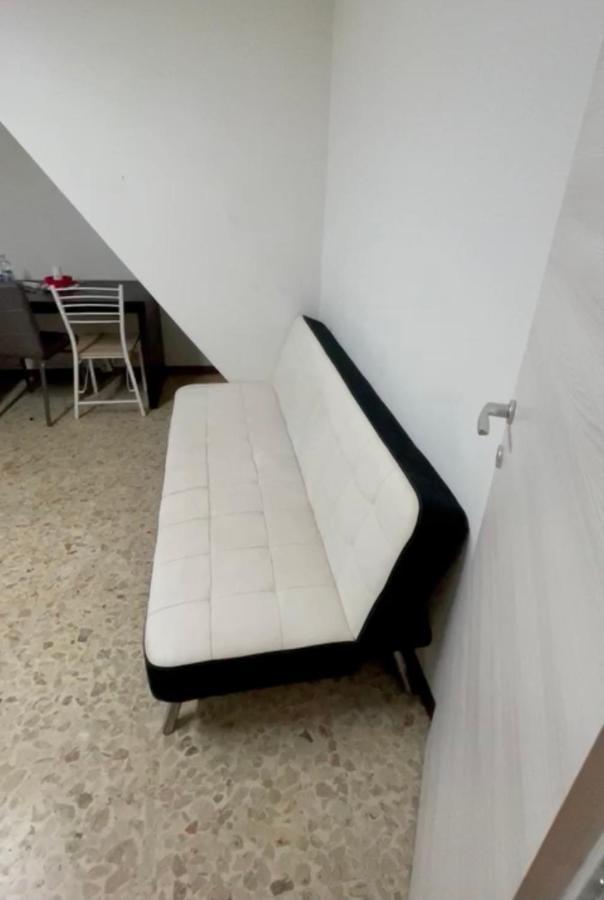 Caf Immobiliare Hotel Modena Eksteriør billede