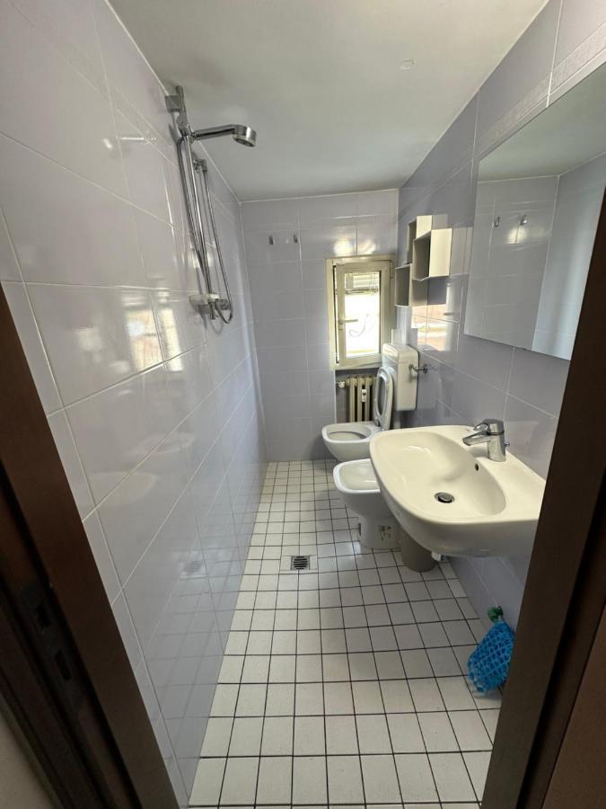 Caf Immobiliare Hotel Modena Eksteriør billede